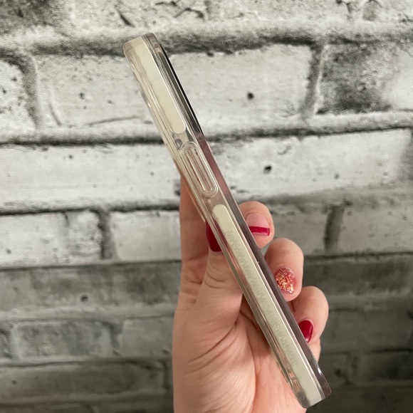 Casetify IPhone 13 Pro - Picture 2 of 4